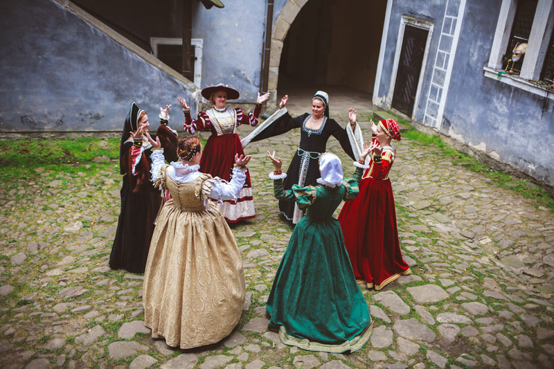 nabídka tanečního vystoupení Porta Temporis - dvorská renesance